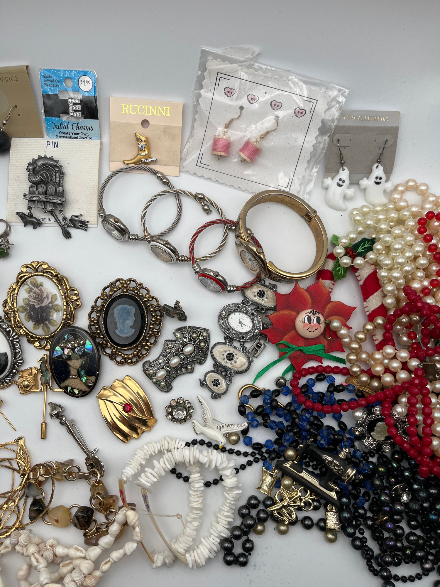 Vintage Jewelry Custom Made Costume Jewelry Custom Oval Shaped 3D