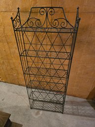 Iron Detailed Bookself