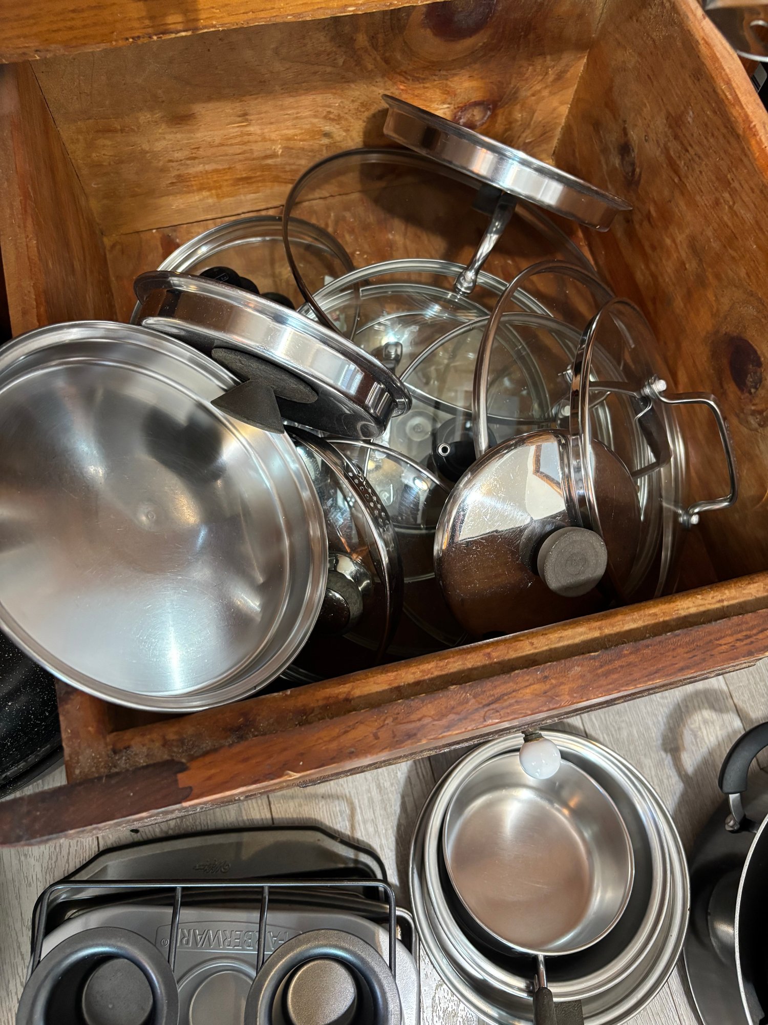 Copper Chef Pans, Assorted Pots And Pans And Baking Dishes #4618 ...