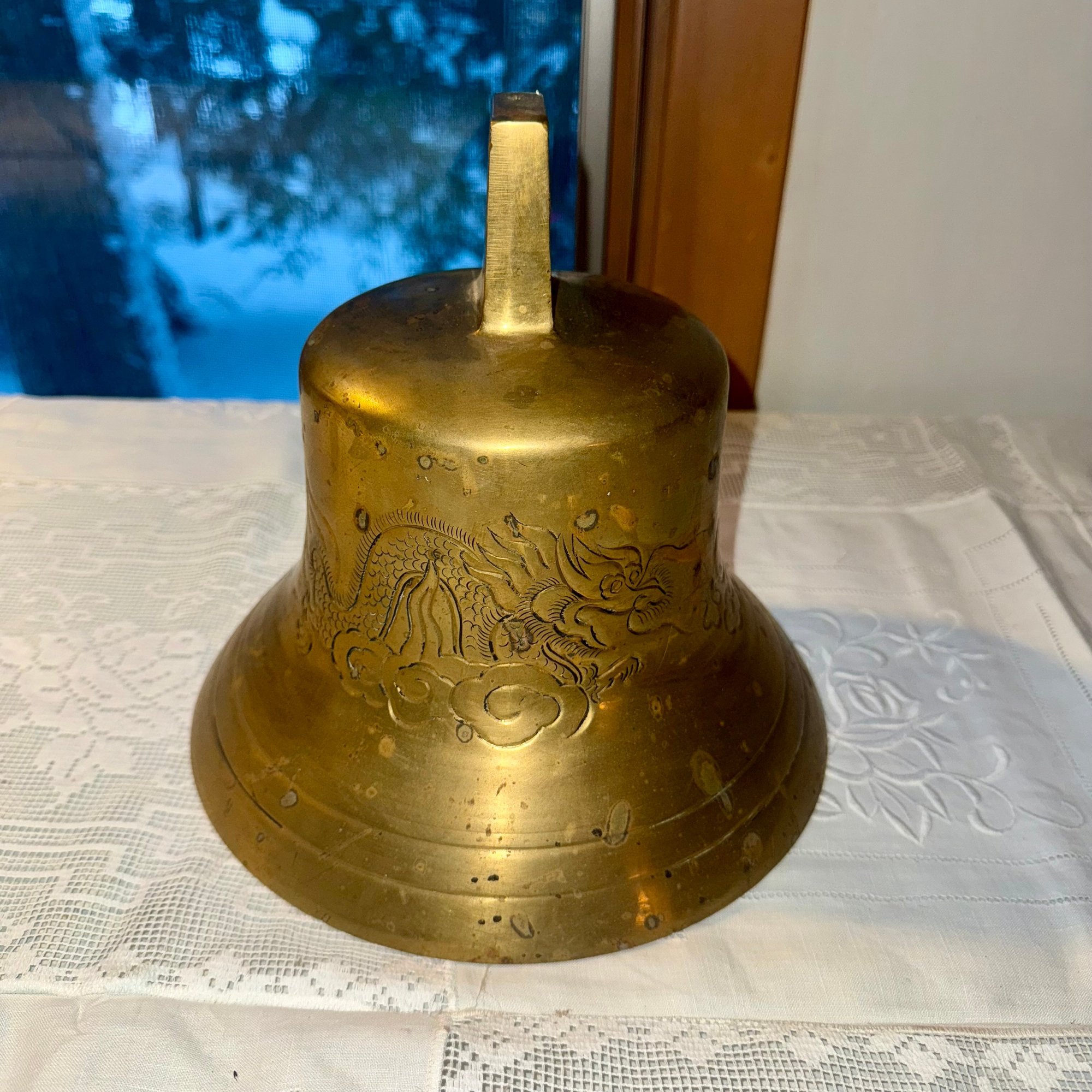 Solid Bell Large Vintage Solid Brass Bell With Etched Dragons #3744 | Auctionninja.com