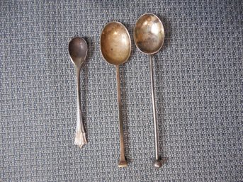 Sterling Silver - Lot Of 3 Tiny Spoons - Salt Spoons