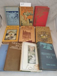 Lot Of 10 Vintage Novels