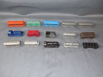 15 Piece Lot Midgetoy Die Cast Train Cars