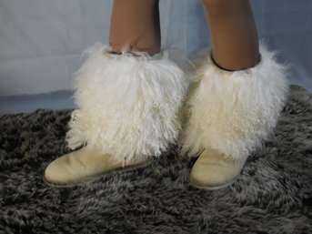 Ugg Lida Boot, Ugg Australia Branded. Womens Size 8. Genuine Leather