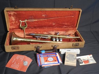 Antique Special Deluxe Trumpet By Holton With Accessories, Elkhorn, WI