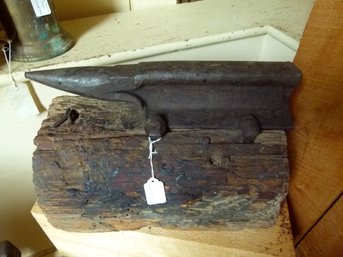 Antique Make-Do Railroad Anvil