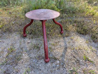 Cool Retro Red Painted Metal Plant Stand