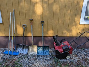 Snow Removal Lot Including A Smaller Size Toro Snow Blower & A Roof Rake