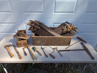 Lot Of Old Hand Saws & Wooden Handle Tools