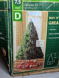 7.5 Foot Artificial Christmas Tree