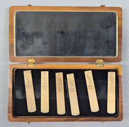 Beautiful Cased Set Of French Vandoren Reeds - Clarinet ?