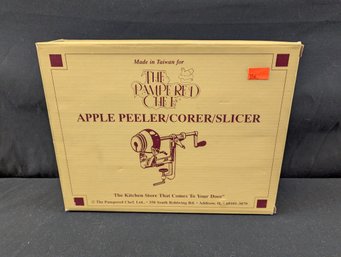 Pampered Chef Appe Peeler / Corer / Slicer In Original Box
