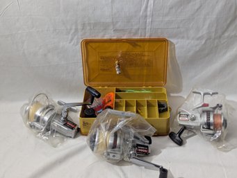 A Fishing Tackle Box Together With 3 Large Spinning Reels Including 2 Olympic VS 5000 & A Daiwa 2600C