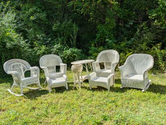 8 Piece Set Of White Wicker Furniture