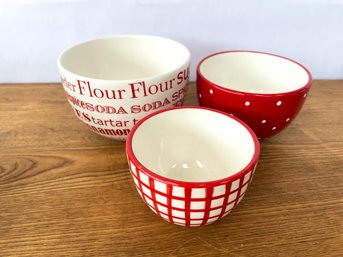 Red And White Collections Of Small Mixing Bowls, Kitchen Ware
