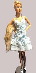 2004 Mattel Barbie Gold Label 'Model Of The Moment, Daria Celebutante'