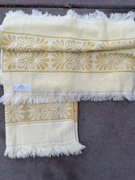 4 Pc Vintage Cannon Towels