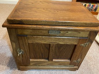 Replica Icebox TV Cabinet With Swivel Top