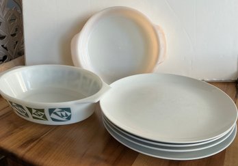 4 Mikasa Plates & 2 Vintage Casserole Dishes