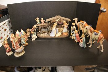 Vintage M.J. Hummel, 26 Piece Goebel Nativity Set, Made In Germany