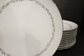 11 Kenmark Dinner Plates, Japan