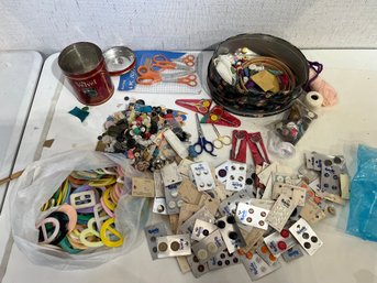 Large Sewing Lot