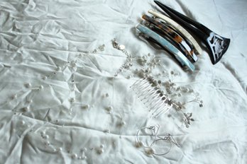 Faux Pearl Matchers, 4 Hair Clips