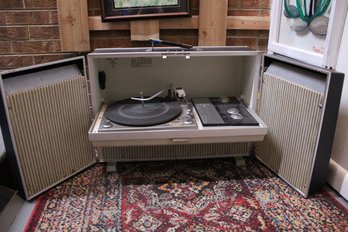 Zenith Fold Out Portable Stereo