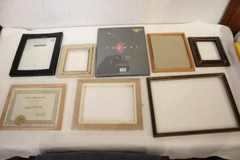 8 Minimal And Wood Frames