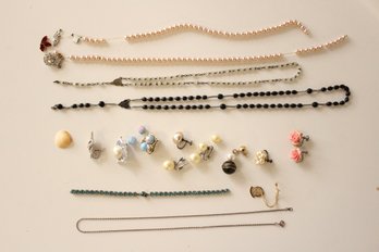Miscellaneous, Broken Jewelry Lot