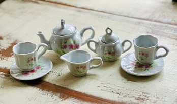 Vintage Childrens 7 Piece Pink Floral Porcelain Tea Set