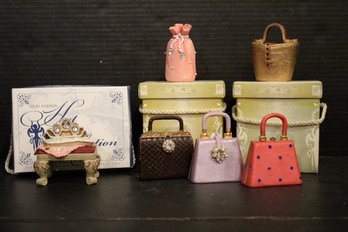 Lot Of 5 Princess Arabella Miniature Purses And A Stool With A Crown From High Fashion Collection