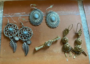 3 Pairs Earrings And A Pin