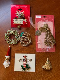 7 Christmas Brooches