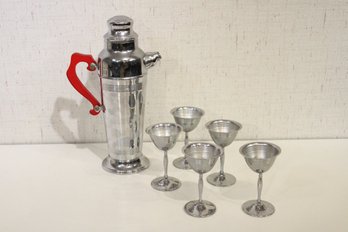 Art Deco Chrome Cocktail Shaker