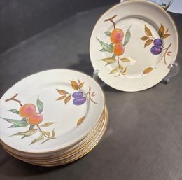 Royal Worcester Porcelain Evesham Pattern Gold Set Of 8 10' Dinner Plates