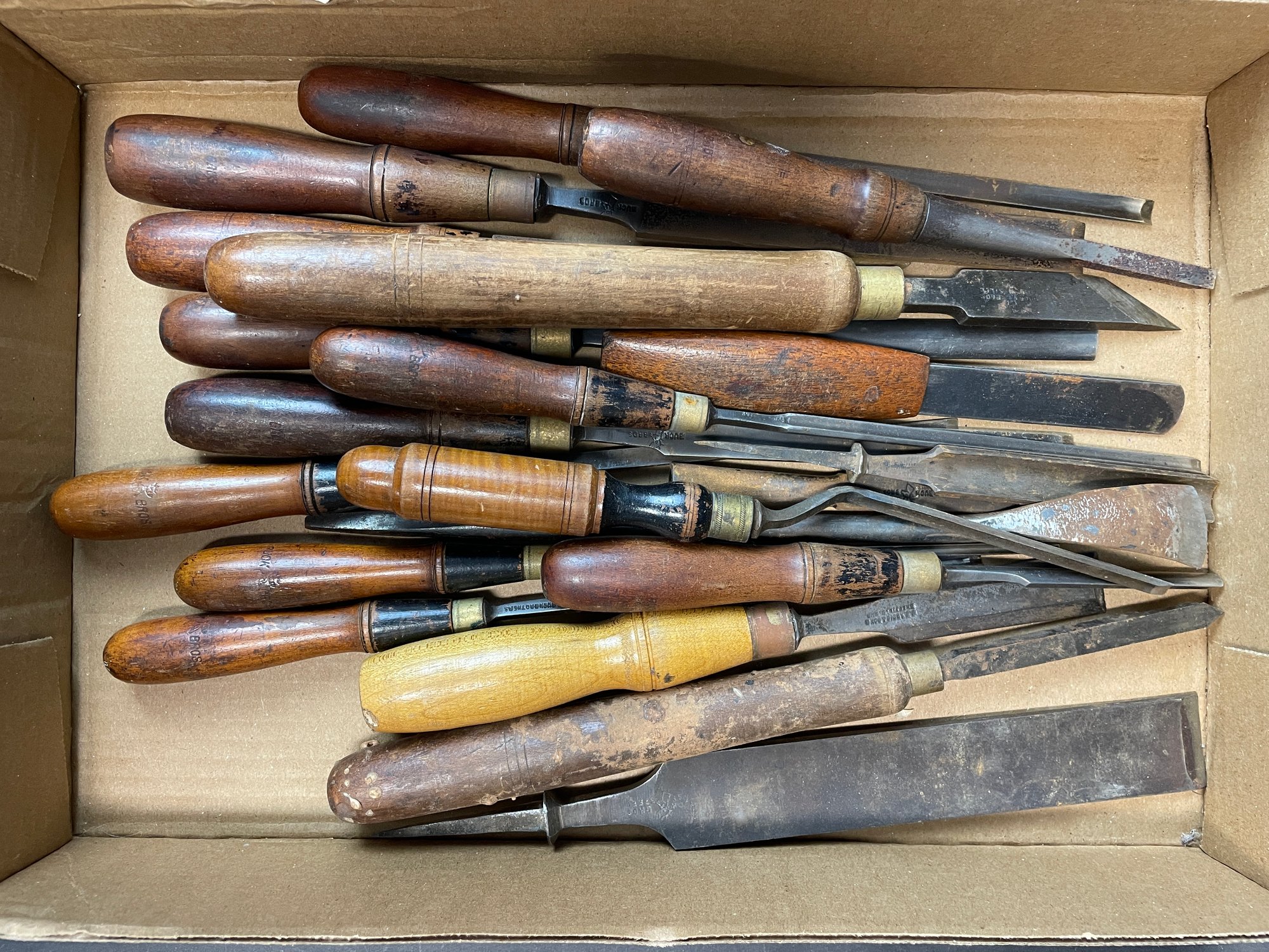 Nice Group Of Antique Wood Chisels #114433 | Auctionninja.com