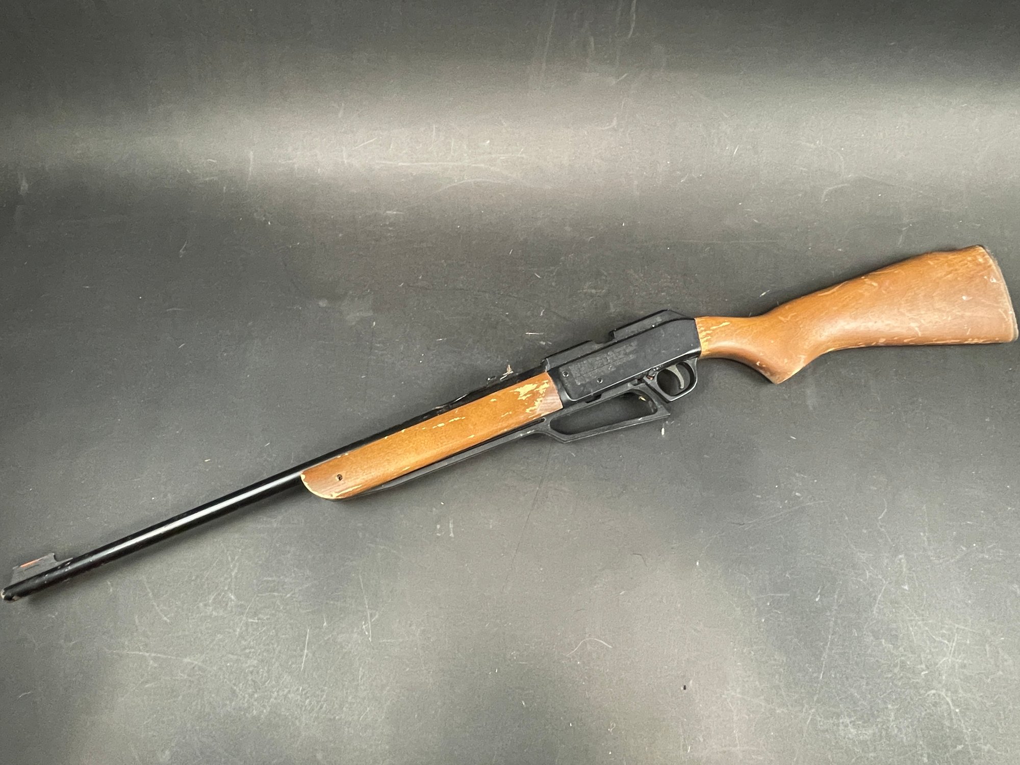 Daisy Powerline 822 - Untested #76005 | Auctionninja.com