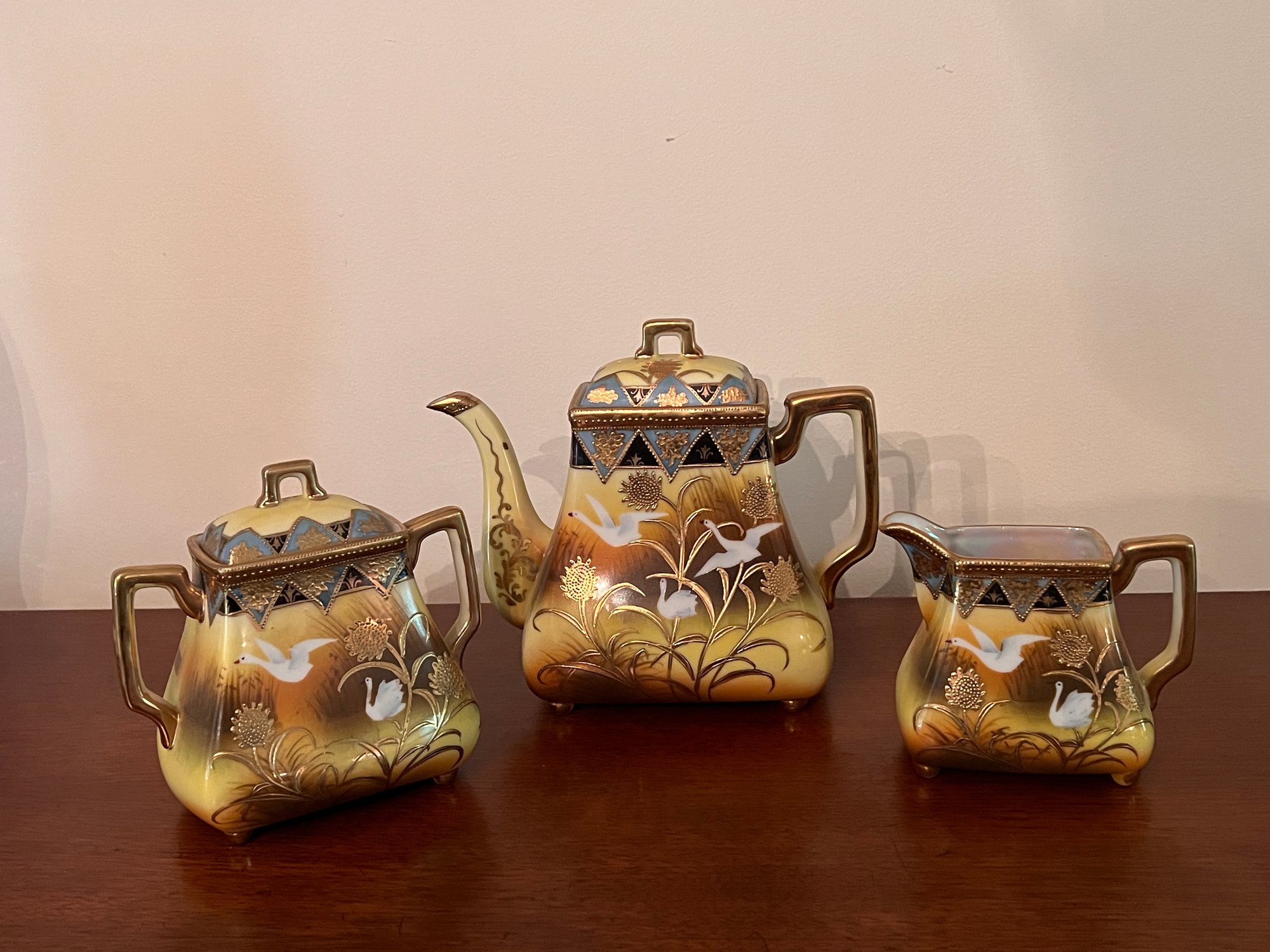 Antique Moriage Art Deco Flying Swans Tea Set #112134 | Auctionninja.com