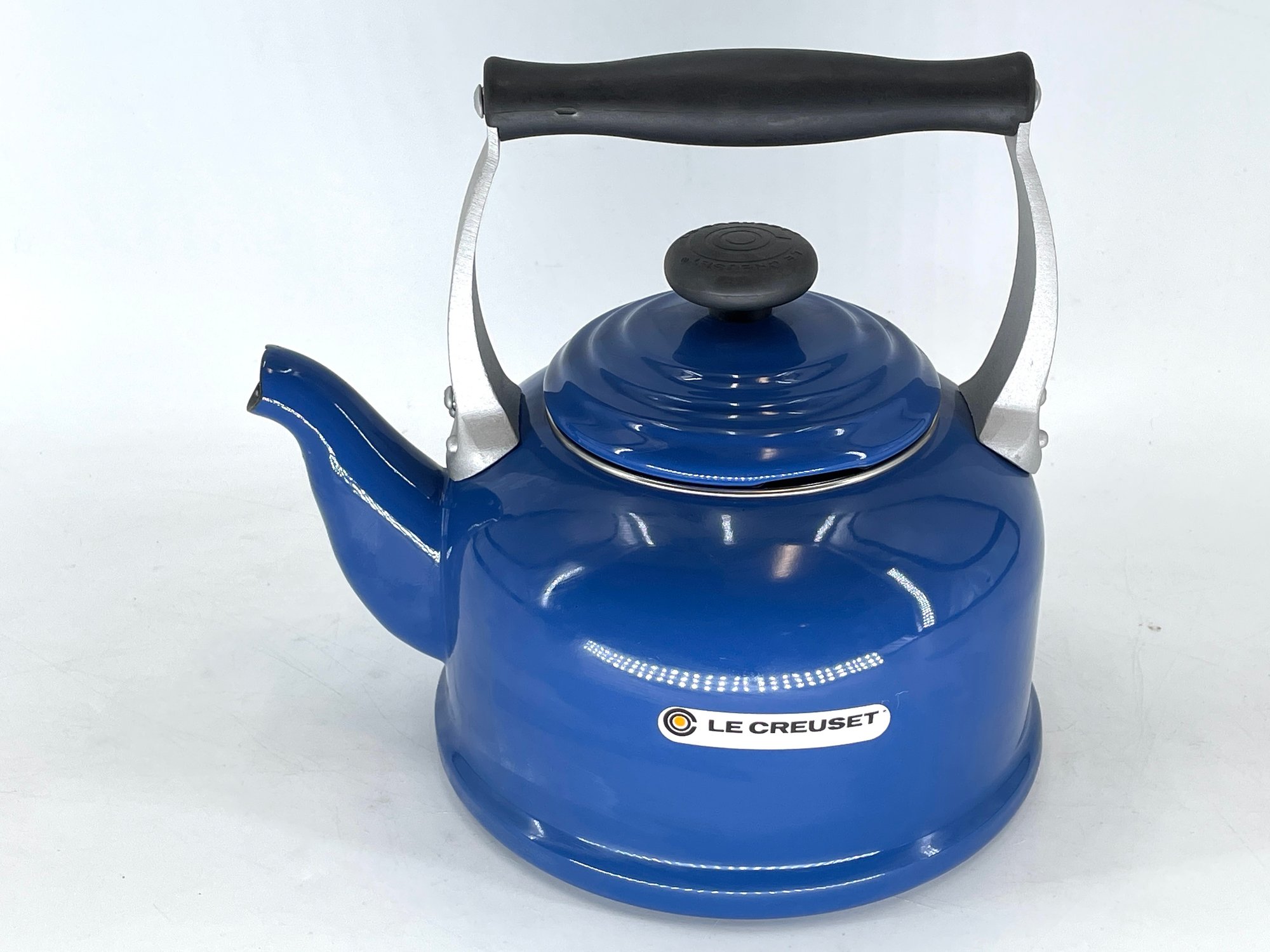 NEW! Le Creuset Blue Enamel Tea Kettle #133085 | Auctionninja.com