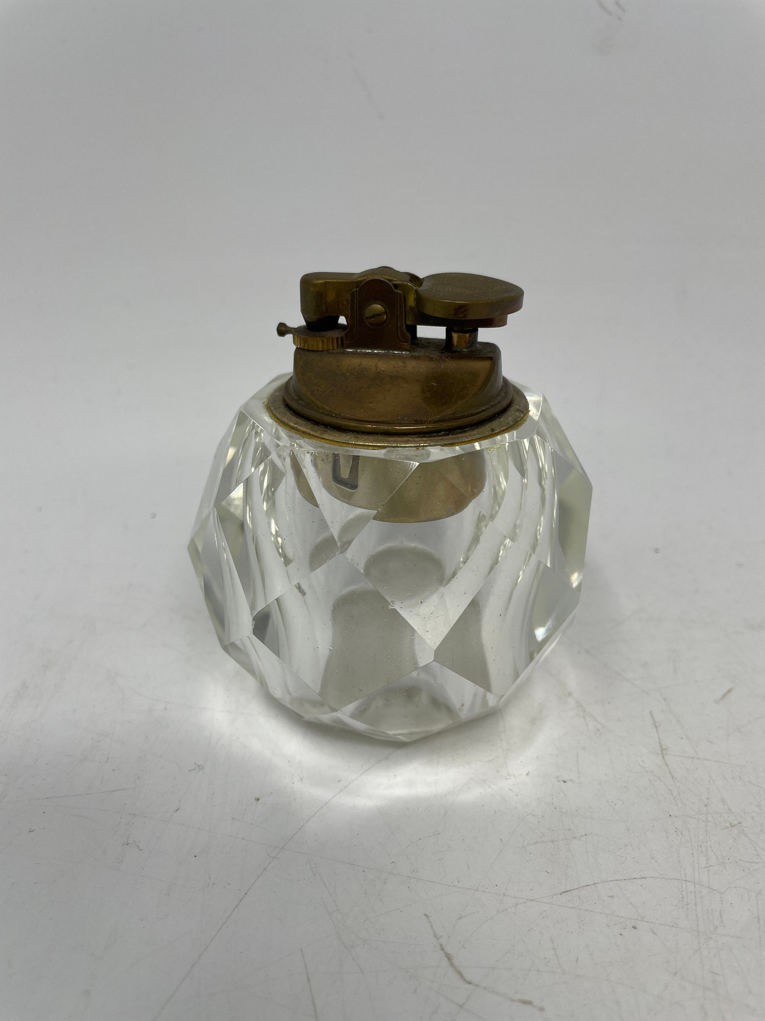Glass Tabletop Lighter, Rouge