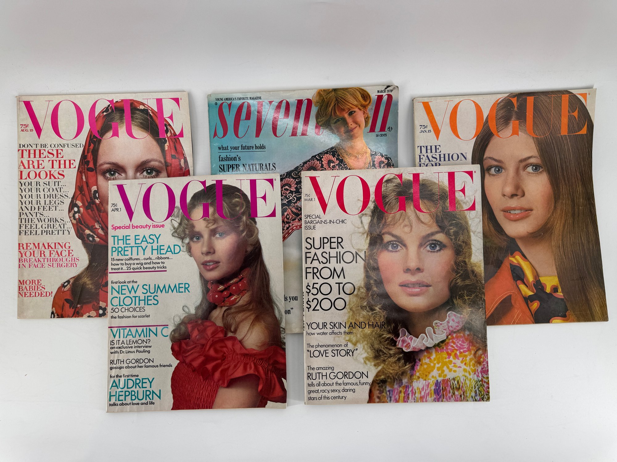 Group Of Vintage Vogue Magazines 1970-1971 #177138 | Auctionninja.com