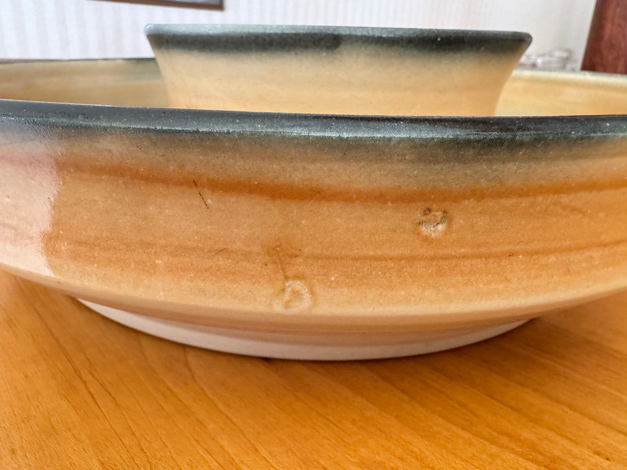 Studio Pottery Chip And Dip #171999 | Auctionninja.com