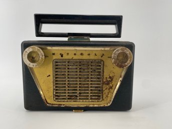 Vintage Motorola Portable Tube Radio