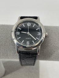 Vintage Black Face Black Band Watch (D)