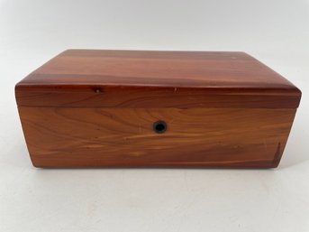 Vintage Lane Miniature Cedar Chest