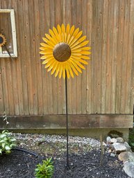 Sunflower Garden Spinner Stake