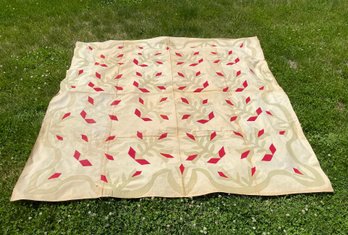 Antique Floral Pattern Quilt