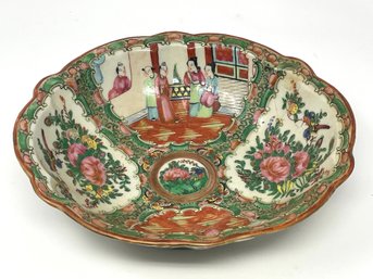 Antique Chinese Famille Rose Medallion Bowl