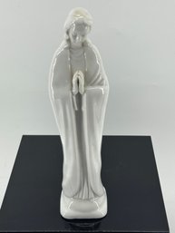 Vintage Porcelain Figurine Of The Virgin Mary